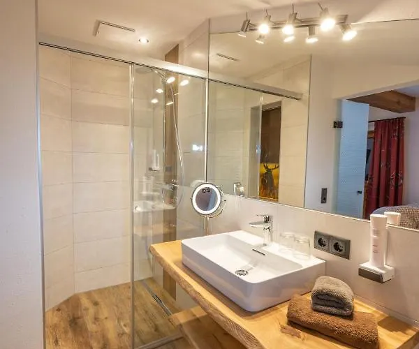 Апартаменти Swiederkehr *